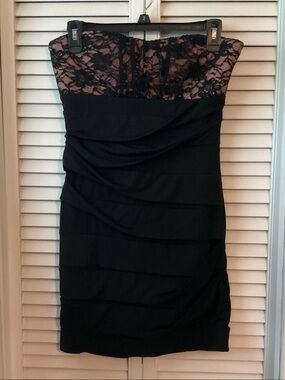 Emerald Sundae Black Strapless Lace Bodice Cocktail Dress
